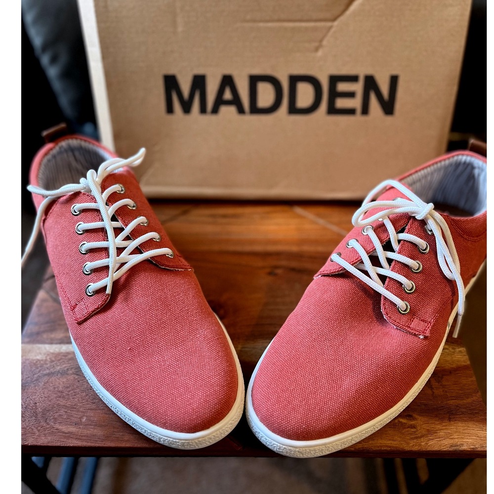 Madden M Mykka Red Canvas Lace Up Sneakers Men's‎ Size 9 Casual Shoes NWB